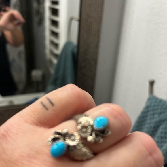 Turquoise Jewelry; Tiffany’s stirling silver eternity necklace pendant; etc - Picture 15 of 16